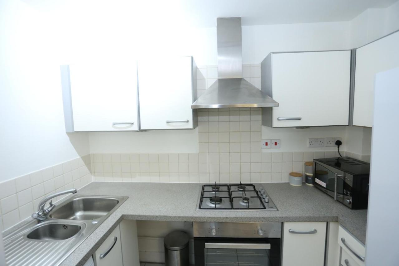 Lovely View 2 Beds 2 Bath Apartment, לונדון מראה חיצוני תמונה
